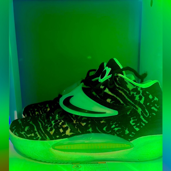 Nike, KD 14 white black. Size 7 - Picture 2 of 8